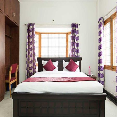 Fresh Living Prime Banjara Hotel Haidarábád Kültér fotó